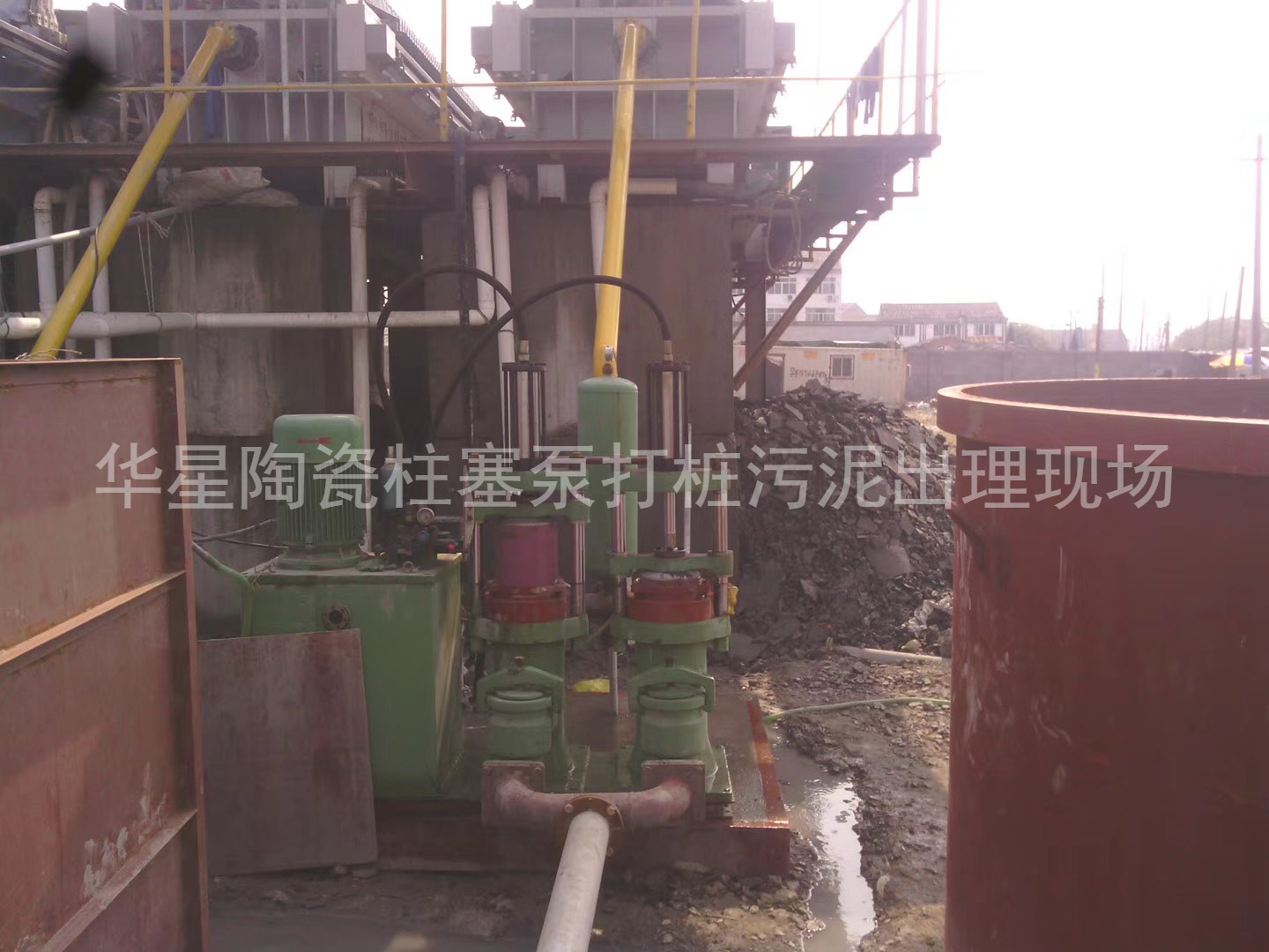 陶瓷柱塞泵使用現(xiàn)場房地產打樁污泥出理